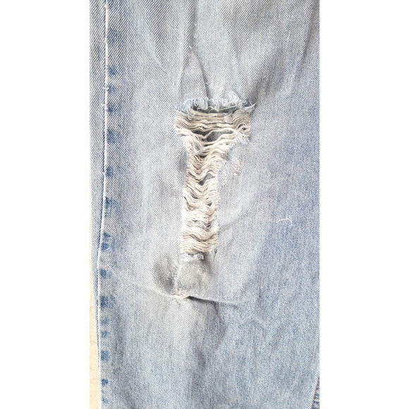 Vintage Levi's 505 Jeans Light Wash Distressed Ripped Frayed Hem Thrashed *READ* - Picture 4 of 16